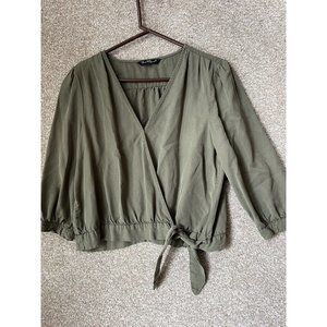 Velvet Heart Woman’s Green Tie Waist One Button Blouse Shirt Size Medium